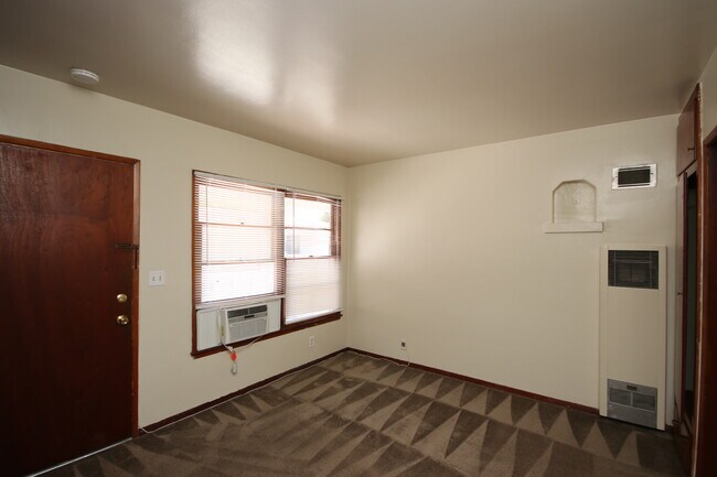 Building Photo - 34 N 1st St