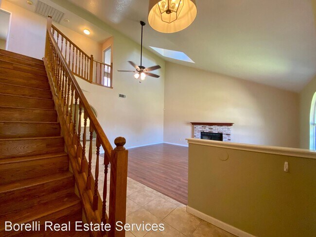Foto del edificio - 4 br, 2.5 bath House - 2130 Hidden Canyon Way