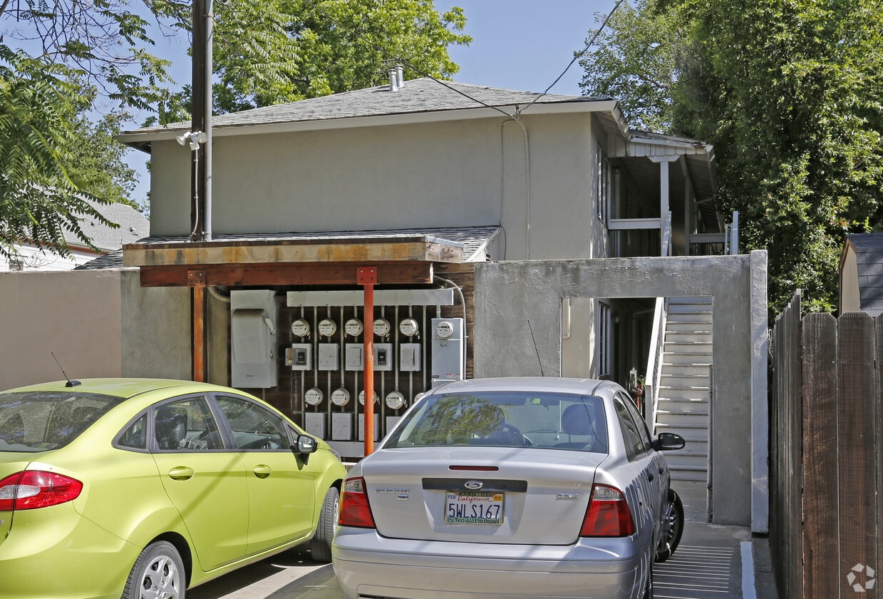 Building Photo - 2518 F St