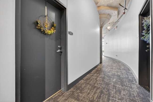 Building Photo - 4100 Forest Park Ave