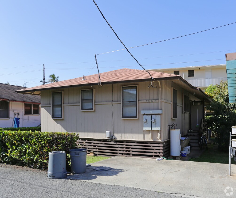 Building Photo - 708 Olokele Ave