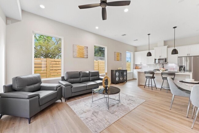 Foto del edificio - 2131 Blalock Rd