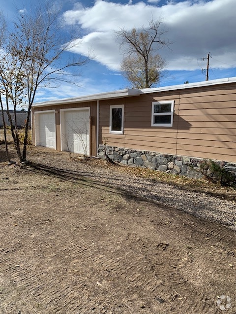 Building Photo - 3660 Beacon Loop