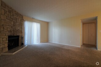 Building Photo - 844 Tenderfoot Hill Rd