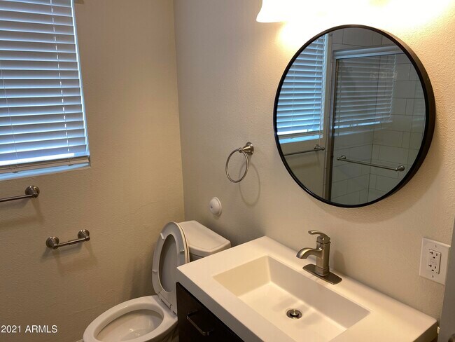 Foto del edificio - 6207 N 12th St
