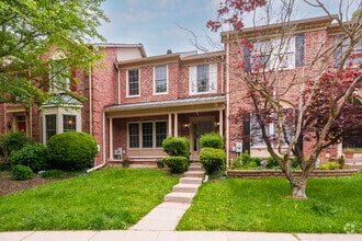 Building Photo - 7 Willwood Ct