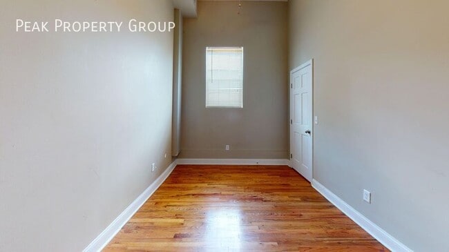 Building Photo - 77 E 7th Ave