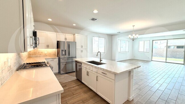 Foto del edificio - 14765 W Sand Hills Rd