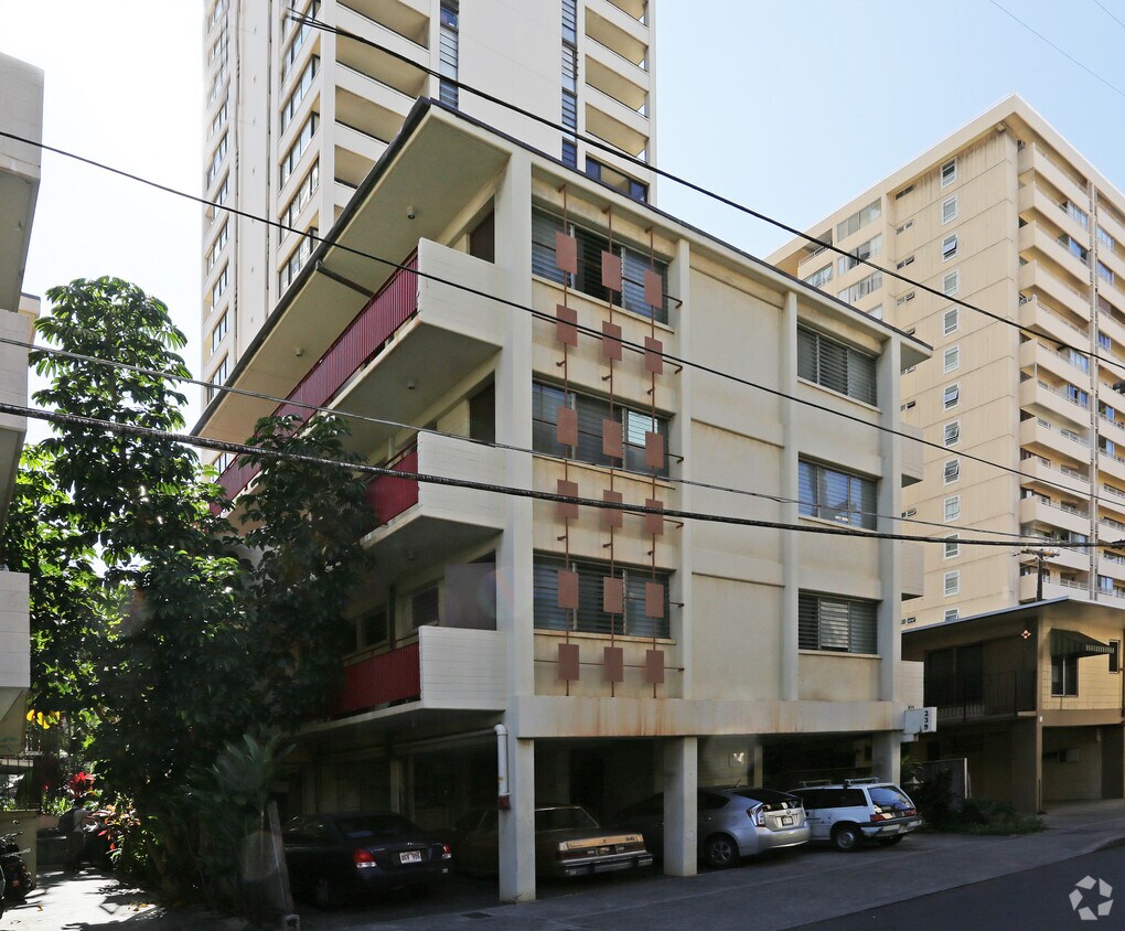 Building Photo - Kaiulani Apts.