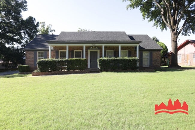 Building Photo - 8241 Misty Meadows Ln