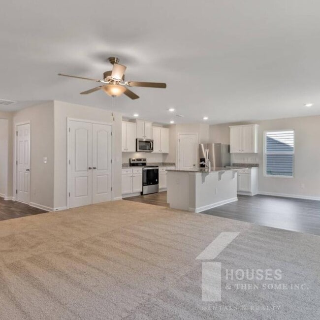 Building Photo - 4057 Reinfield Dr