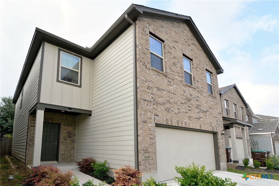 Foto principal - 6806 Prue Rd