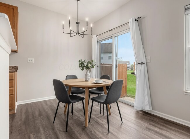 Foto del edificio - 1215 Park Dr