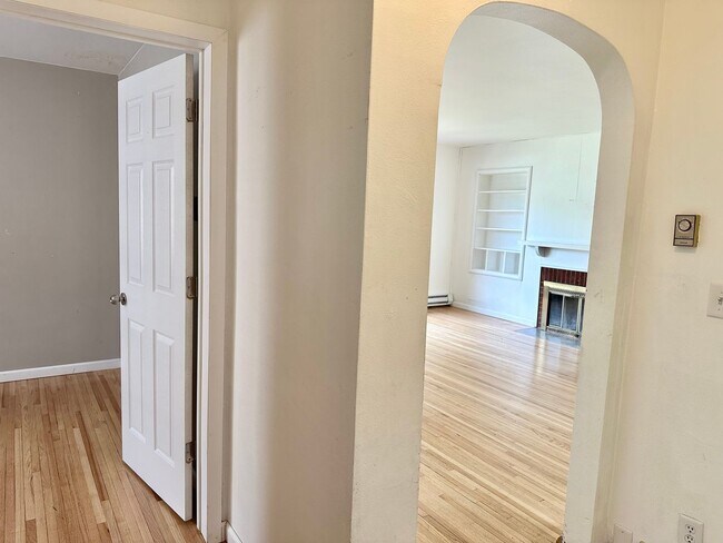 Building Photo - South Moorhead Home