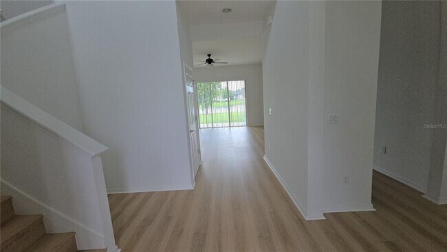 Building Photo - 11839 Cross Vine Dr