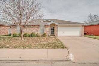 Building Photo - 801 Ironton Dr