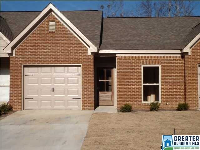 Primary Photo - 43 Highland View Ln