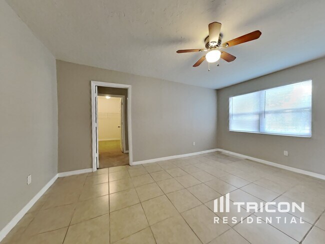 Foto del edificio - 6297 20th St S