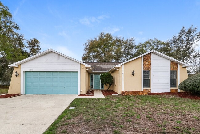 Building Photo - 12830 Pecan Tree Dr