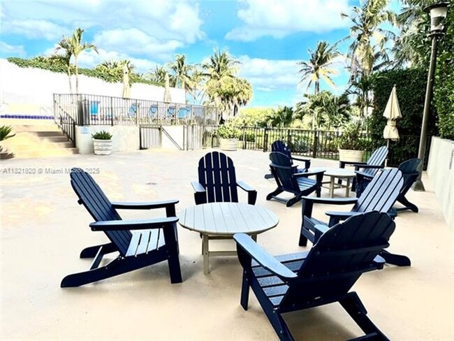 Photo - 1621 Collins Ave Apartment