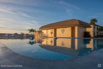 Building Photo - 1057 Small Ct