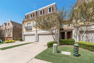 Building Photo - 321 Metropolitan Dr