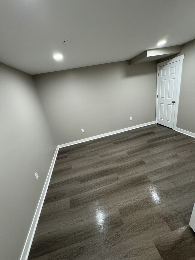 Foto del edificio - 205 Shady Oak Ln