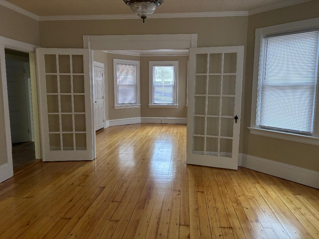 Foto principal - 51 Hamlin St