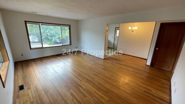 Photo - 2024-4530MF Apartment