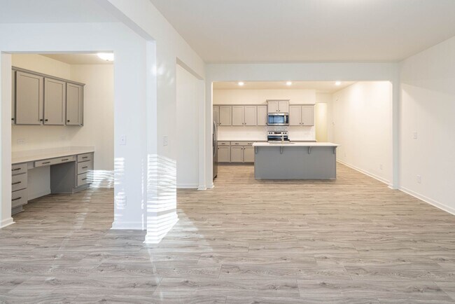 Foto del edificio - 3 Bed, 2.5 Bath Home with Bonus Loft & Private Owner Suite - Available Late September Move In