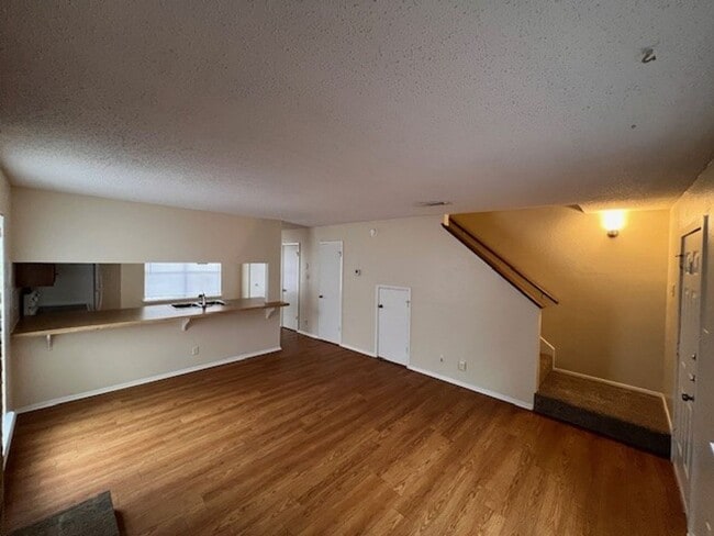 Building Photo - Hu Properties2 (3308 Dunliegh Dr)