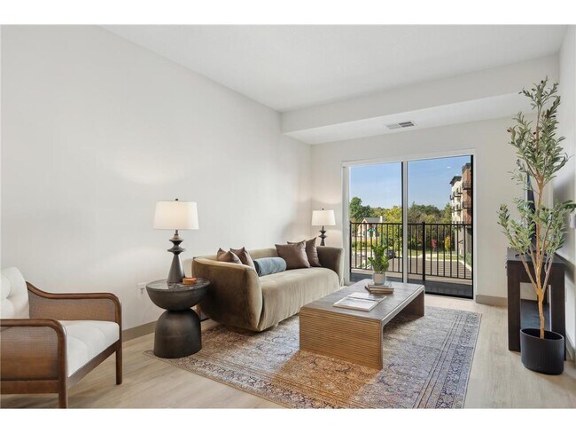 Foto del edificio - 7980 Rose St