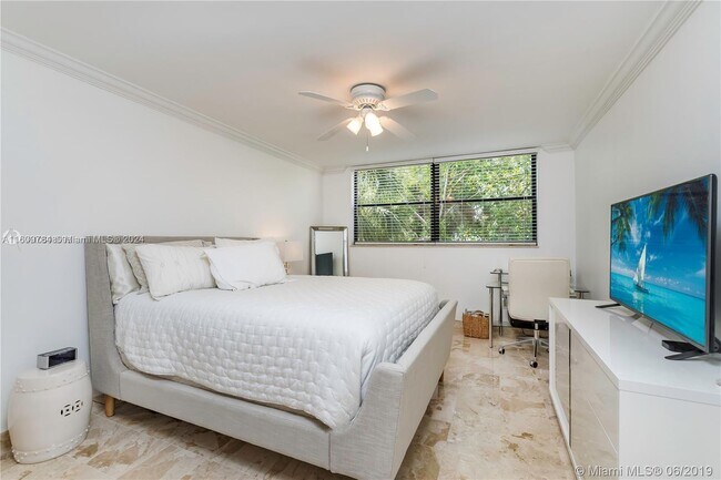 Foto del edificio - 55 Ocean Ln Dr