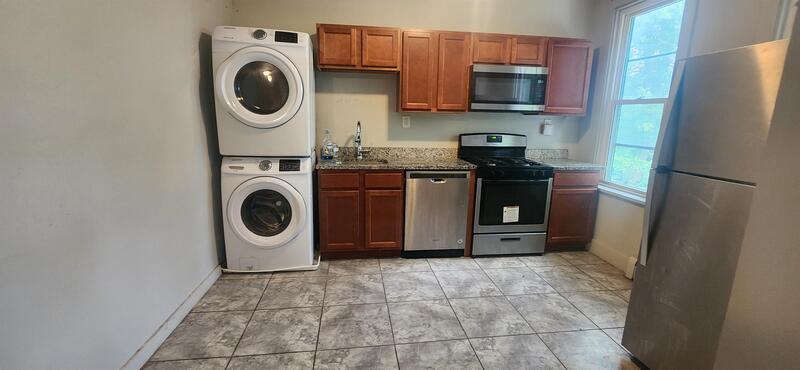 Primary Photo - 343 Madison Ave, Unit 2