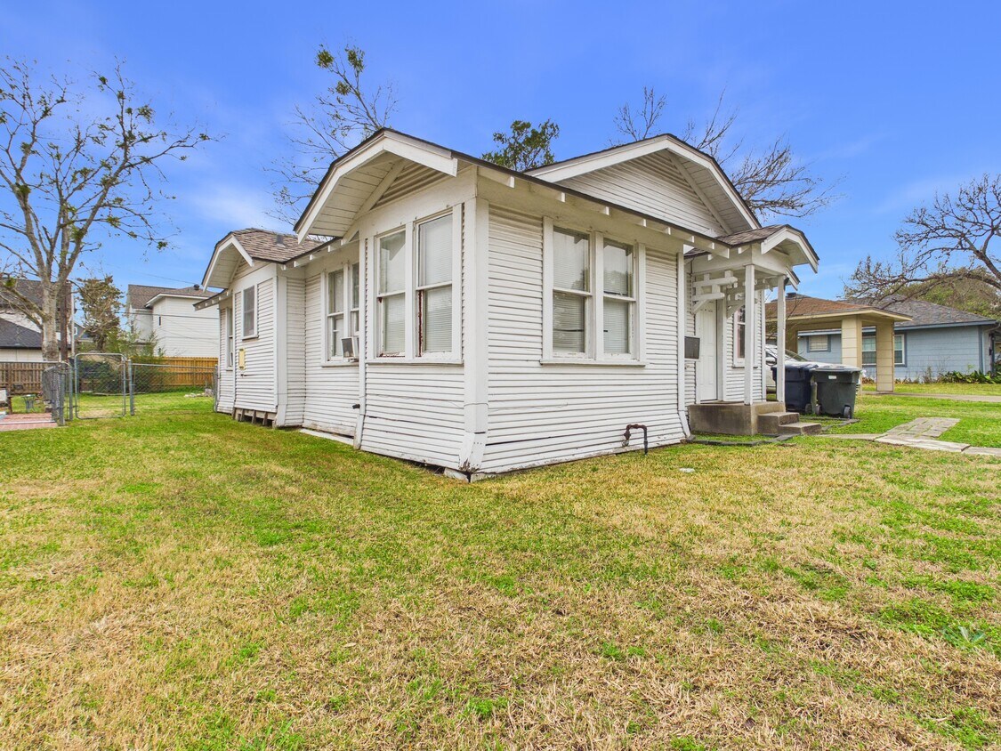 Foto del edificio - 408 Fairview Ave