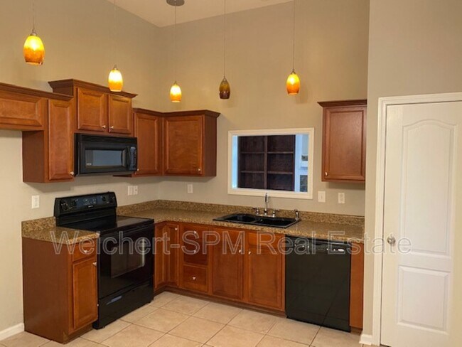 Foto del edificio - 90 Greer Ln