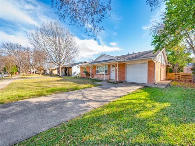 Foto del edificio - 3136 Colchester Dr