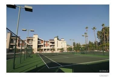 Foto del edificio - 5545 Canoga Ave