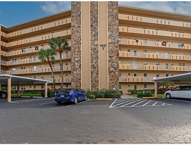 Building Photo - 3640 Ironwood Cir