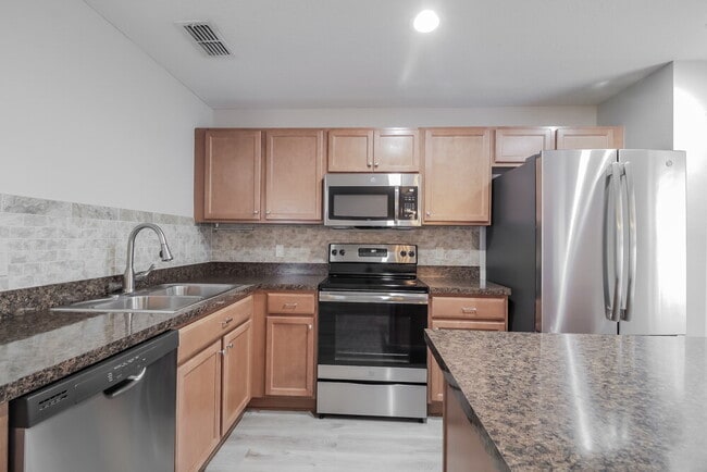 Building Photo - 4326 Fieldview Cir