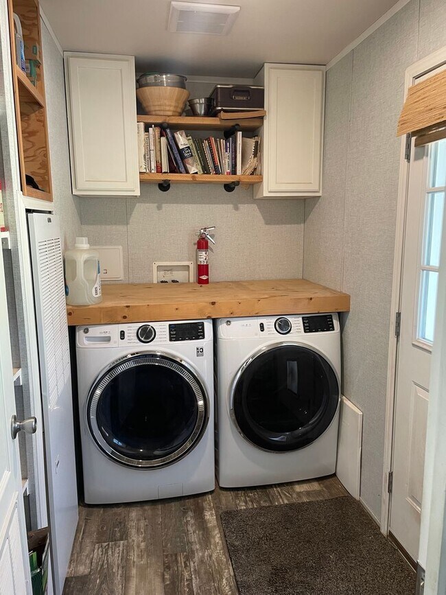 Building Photo - Dog-friendly Kamiah House with Beautiful V...