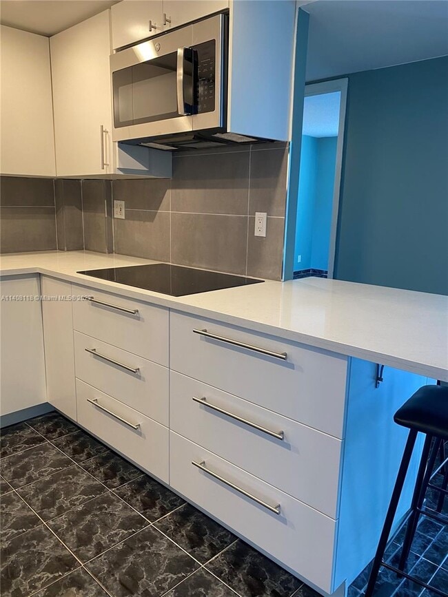 Foto del edificio - 1913 S Ocean Dr