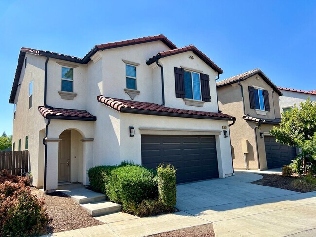 Building Photo - 3-Bed, 2.5-Bath Granville Home with Solar