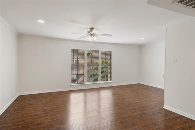 Foto del edificio - 5881 Preston View Blvd