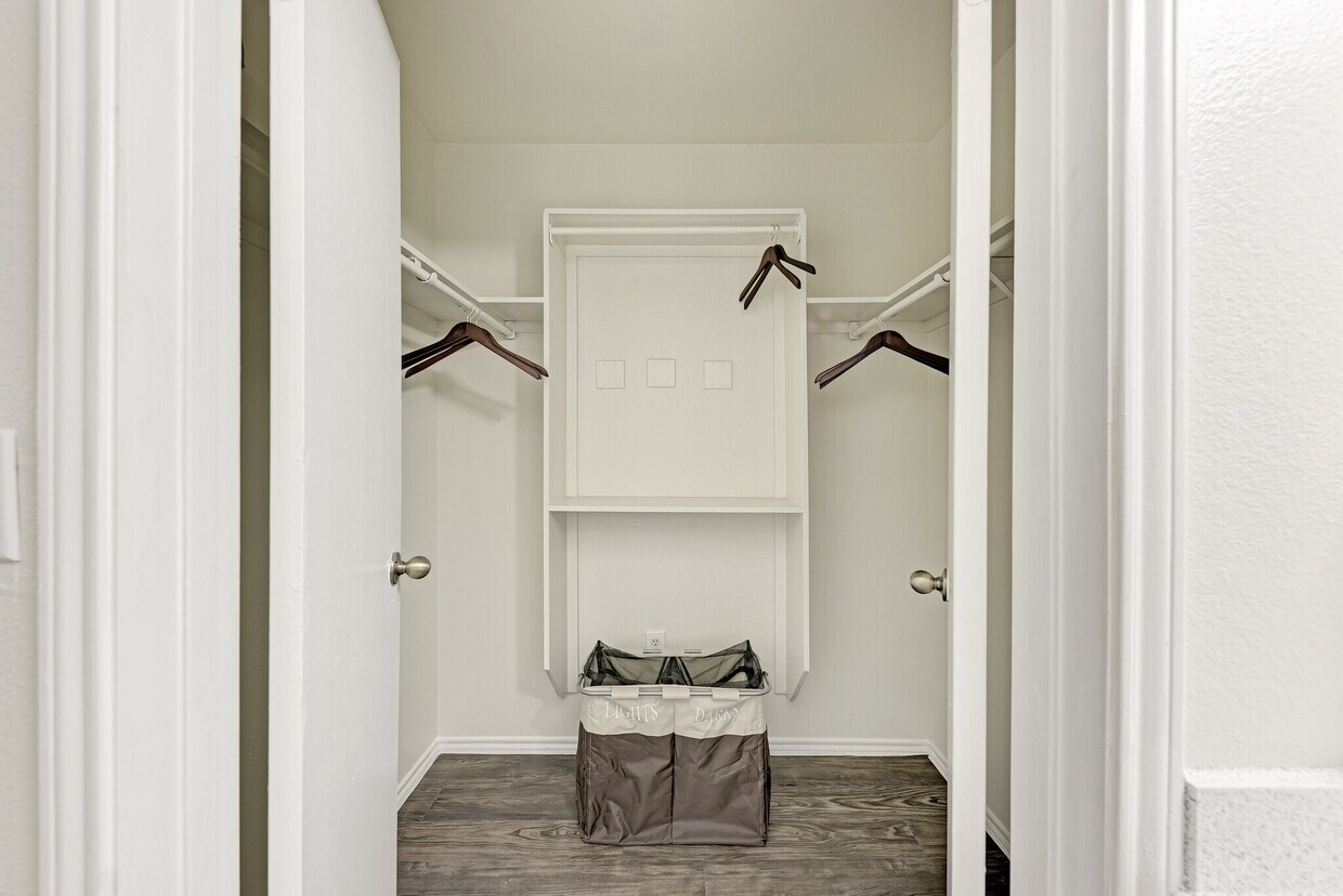 Foto del edificio - 605 Masterson Pass