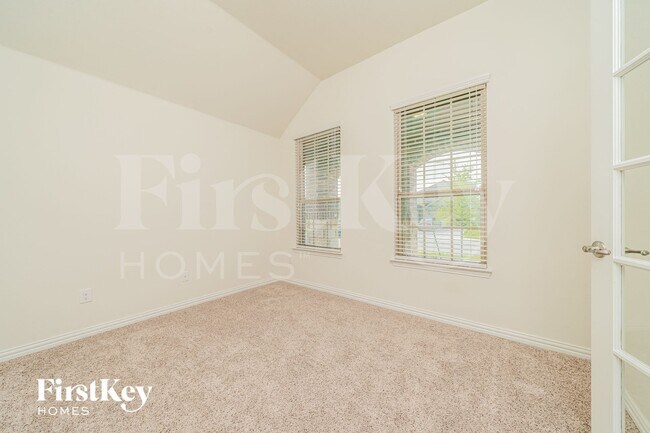 Foto del edificio - 805 Joaquin Wy