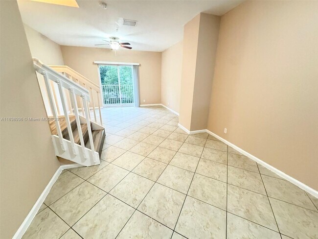 Foto del edificio - 1755 NE 6th St