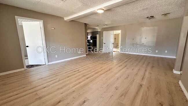 Foto del edificio - 4712 S Blackwelder Ave