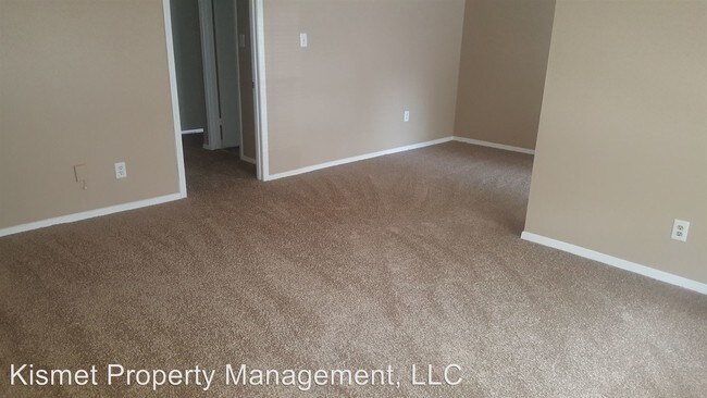 Foto del edificio - 3625-3625 Forrest Ave