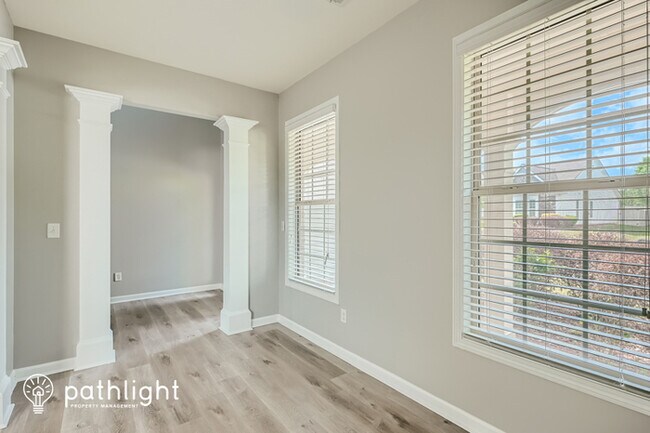 Building Photo - 7347 Toccoa Circle, Union City, GA, 30291